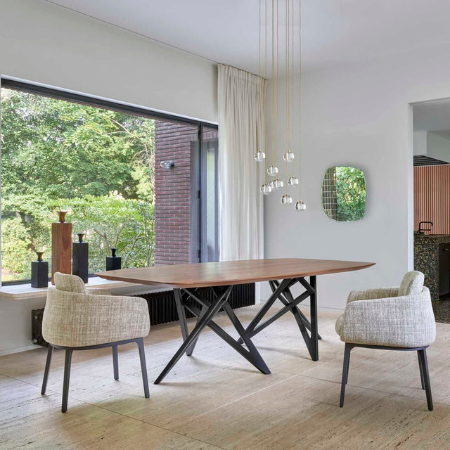 ennéa dining table | ligne roset