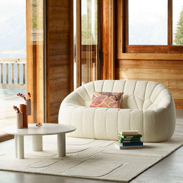 peanut low coffee table | ligne roset