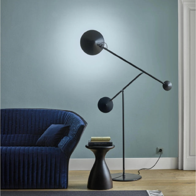 moel armchair | ligne roset