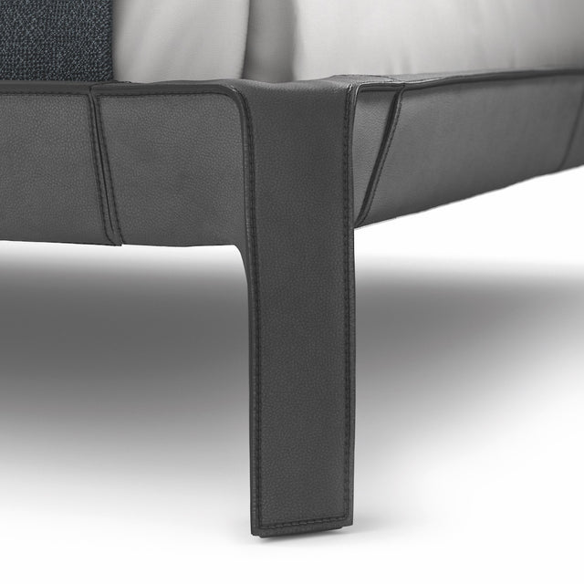 cab night bed | cassina
