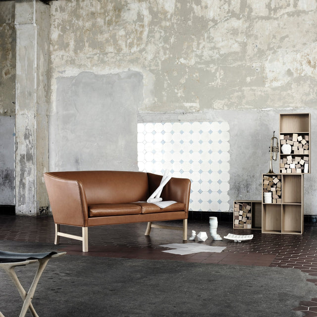 carl hansen ole wanscher 602 2-seat sofa