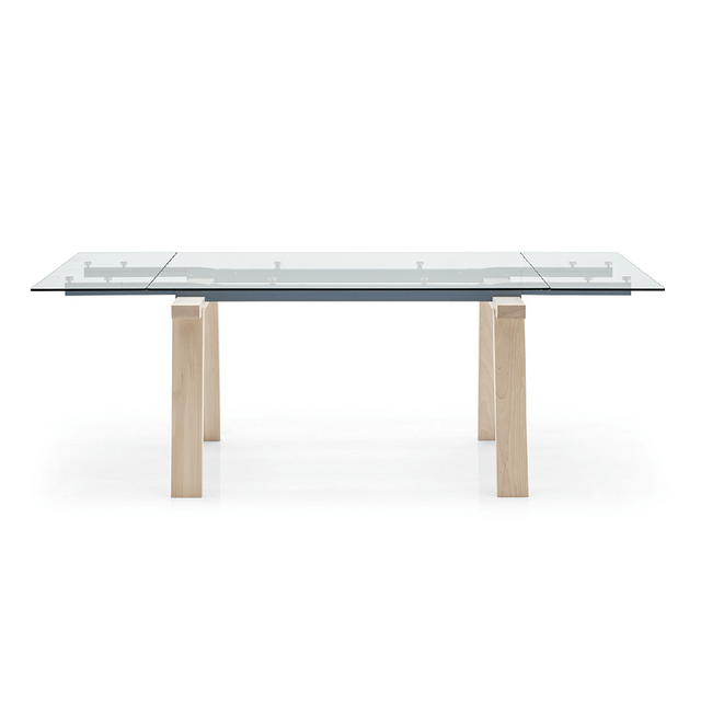 levante extendable dining table