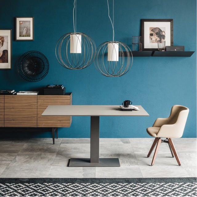 cattelan elvis dining table