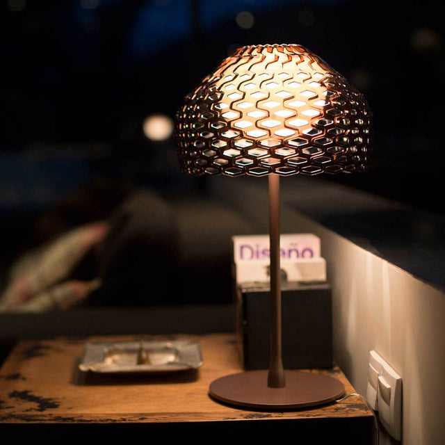 tatou table lamp | flos