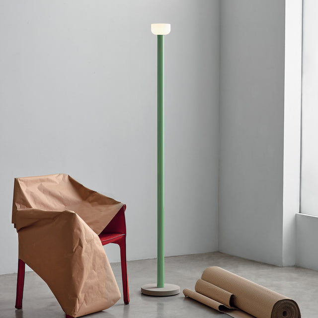 bellhop floor lamp | flos