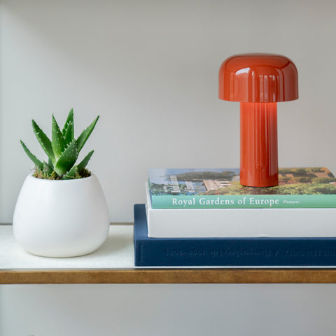 bellhop table lamp | flos