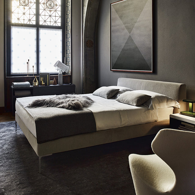 charles bed | b&b italia