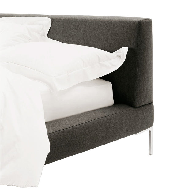 charles bed | b&b italia