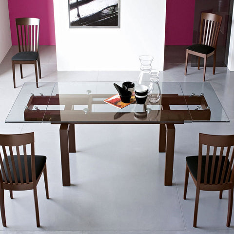 calligaris hyper extending dining table staged