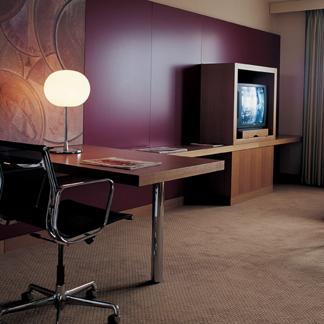 flos glo-ball t1 table lamp