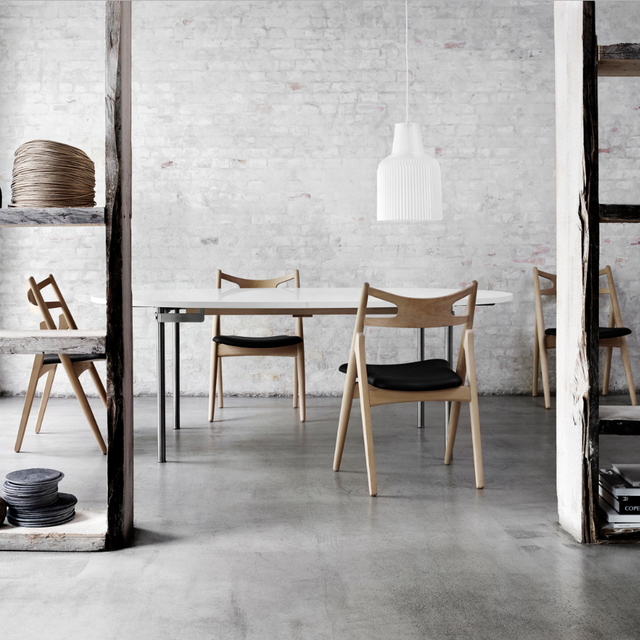 carl hansen ch29 sawbuck chairs